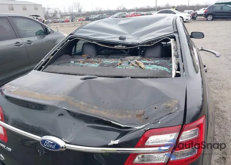 2015 Ford Taurus Sho from USA, damaged, VIN 1FAHP2KT6FG164831